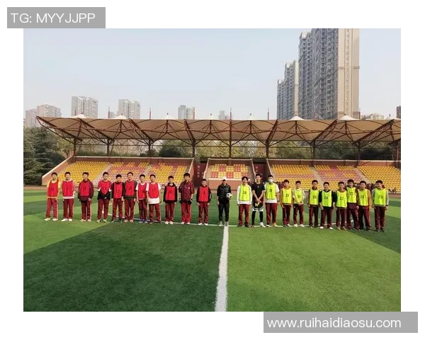 奥运会赛场聚焦当代男足球星奋勇拼搏展现绿茵激情与青春力量